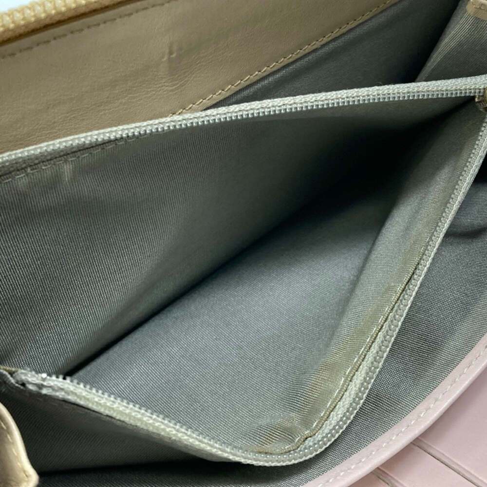 CHANEL Authentic Gold Wallet - Picture 15 of 16